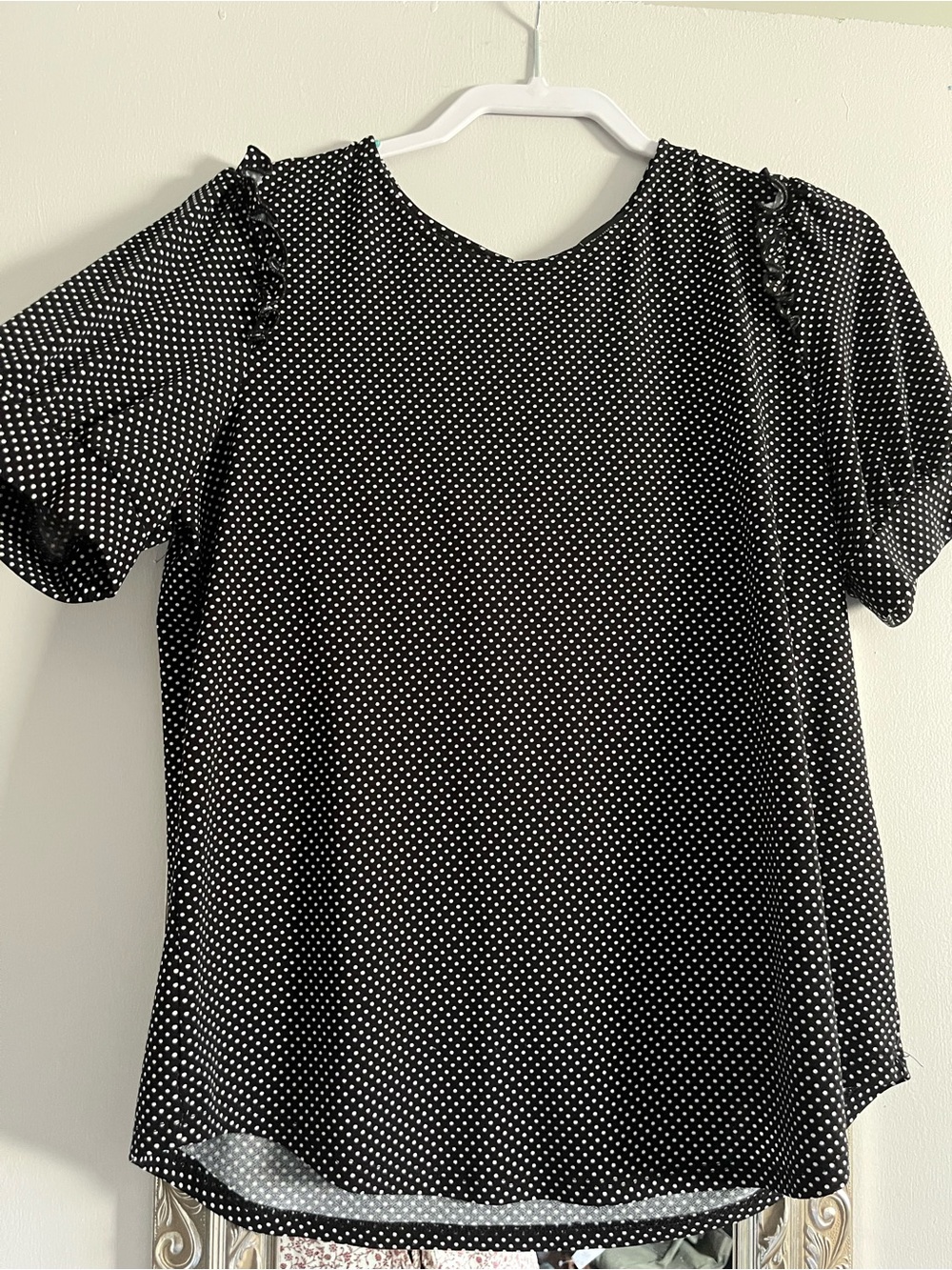 Adrianna Papell Black and White Polka Dot Short Sleeve Blouse